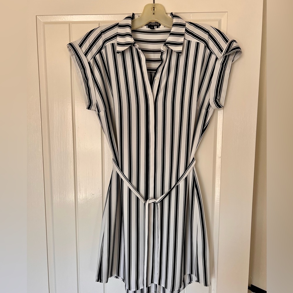 Dress shirt black and white striped